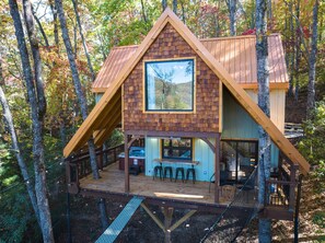 Exterior - A-Frame Treehouse with Giant Treetop Net - The Carpentree (Highlands)