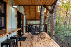 Terrace/patio - A-Frame Treehouse with Giant Treetop Net - The Carpentree (Highlands)