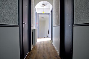 Deluxe Double Room, Non Smoking, Kitchenette | Interior - HOTEL ARCHIPEL (Balaruc-les-Bains)