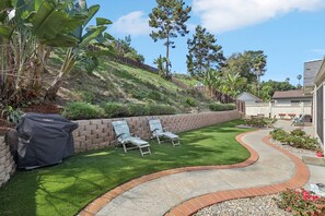 Outdoor dining - South Oceanside Retreat 1.3 miles to the Beach! (Oceanside)