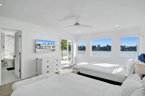 Room - Bayside bliss 6k sqf on the bay (Hollywood)