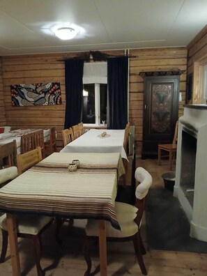 Dining - Lapland Nature & Health (Junosuando)