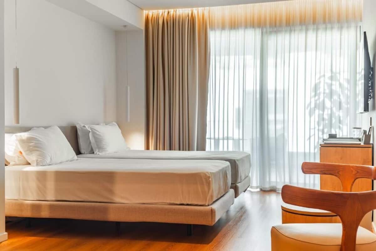 Deluxe Twin Room, Balcony, Sea View