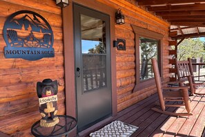 Exterior detail - Mountain Soul — Music, Mountains & Views (South Fork)