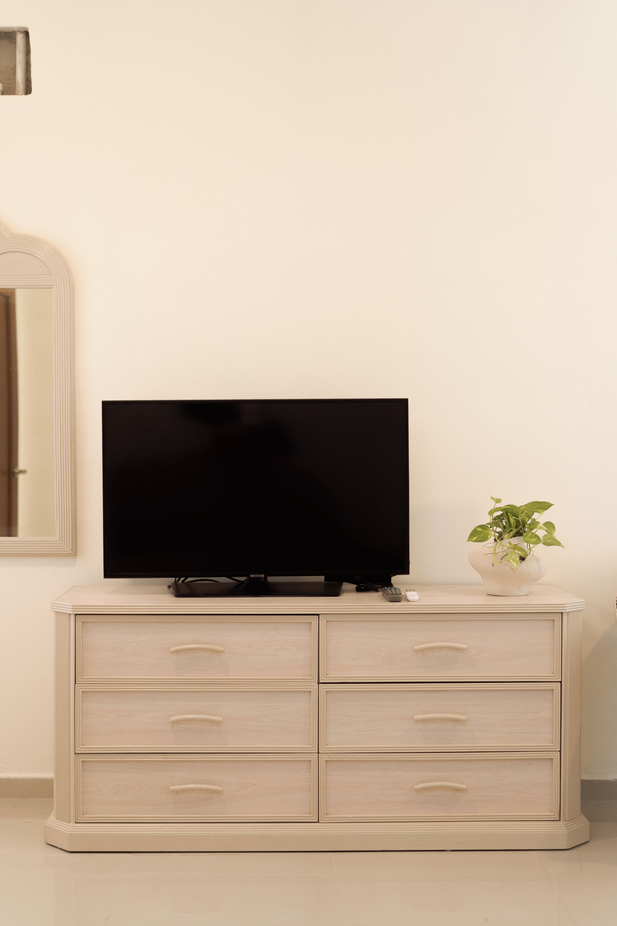 Suite, 1 cama matrimonial, vista a la ciudad | Interior