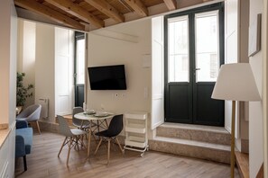 Interior - Arroios Urban Studio with Mezzanine (Lisbon)