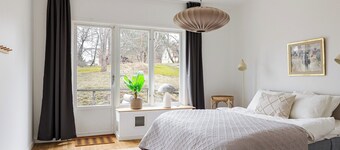 Chic 2-Bedroom apartment on Lidingö