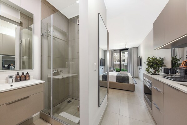 In-room safe, iron/ironing board, Internet, bed sheets - The Rosebank Edit | Stylish Studio Stay (Johannesburg)
