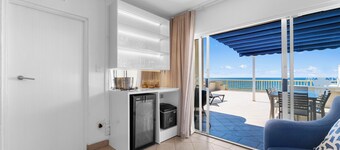 Luxury Penthouse in Ballito | Beach and Pool Access