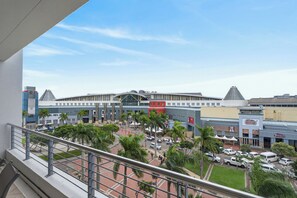 Property grounds - Palm Boulevard 404 | 3Bed Luxury - Gateway (Umhlanga)