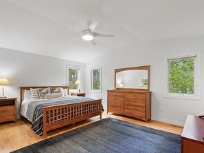 5 habitaciones, wifi y ropa de cama 