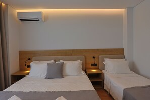 Desk, free WiFi - Hotel Vila Danedi (Ksamil)