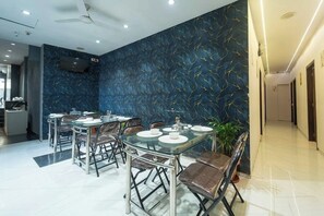 Dining - Glitz Rexton Inn - IIT Powai  (Mumbai)