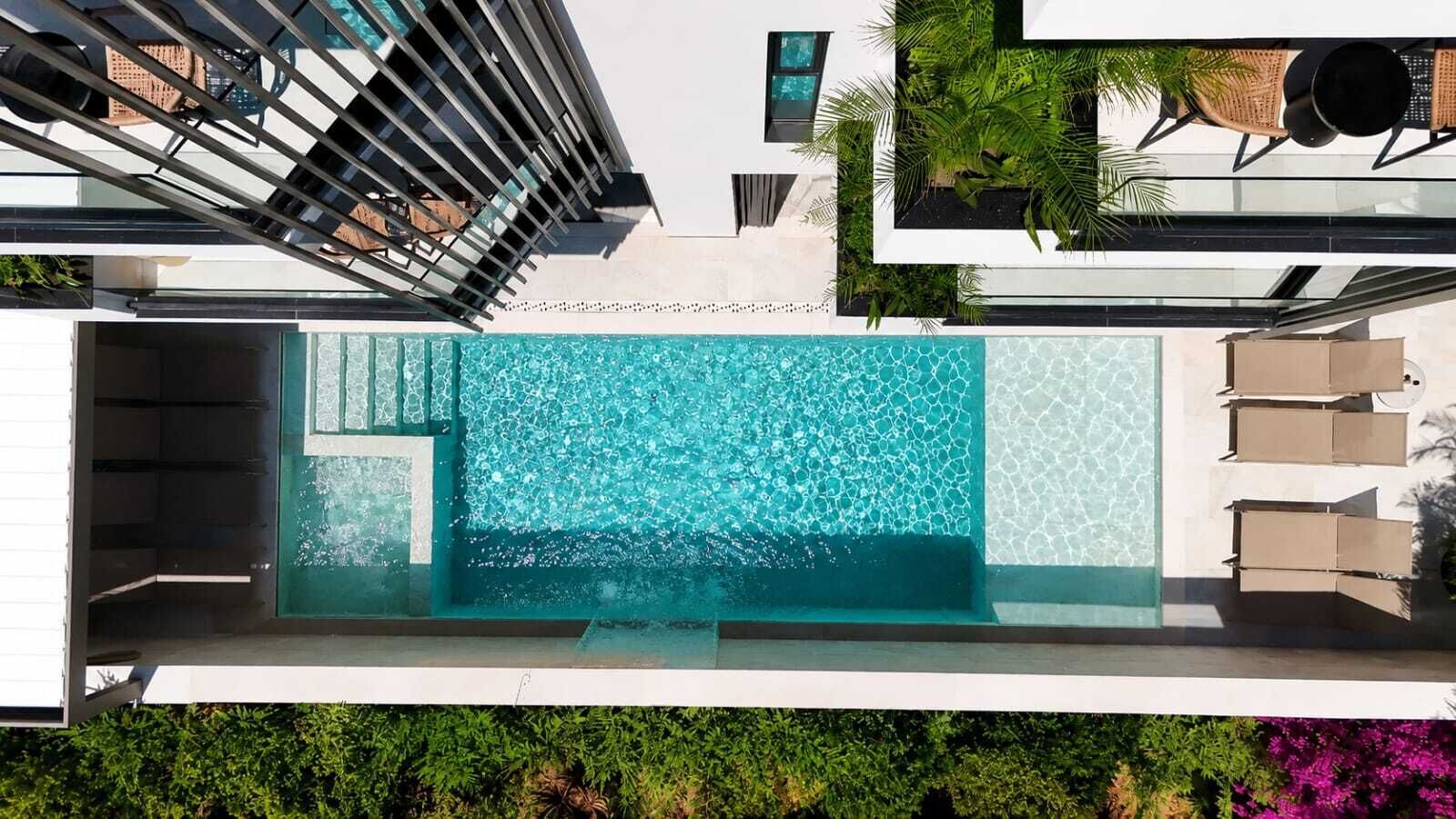 Piscine extérieure (ouverte en saison)