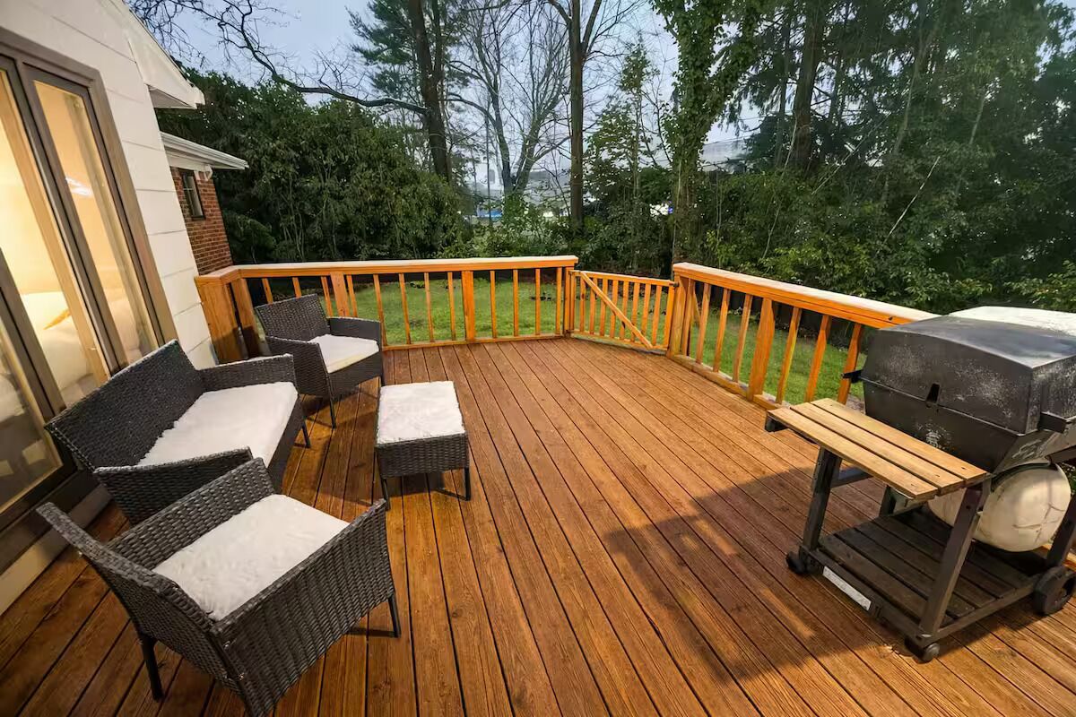 屋外ダイニングエリア