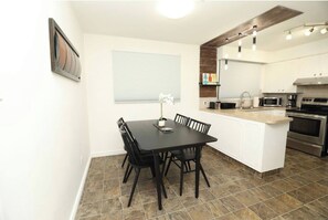 Casa, 3 quartos | Sala de jantar