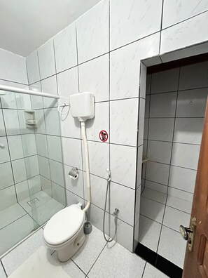 Standard Suite | Bilik Mandi