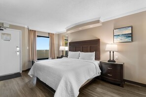 1 bedroom, desk, free WiFi, bed sheets - Caravelle 1234- Pools, Lazy River, Arcade, Kitchen (Myrtle Beach)