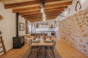 Dining - Son Sitges: Rural Luxury, Private Pool & Views in the Heart of Mallorca (Llubí)