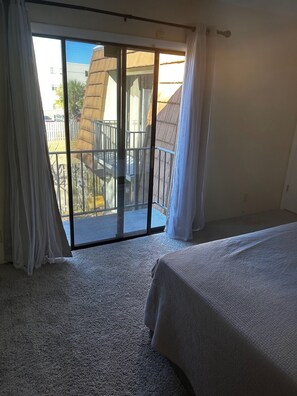 Room - Exquisite gated private townhouse in the beautiful Palm Bay (Palm Bay)