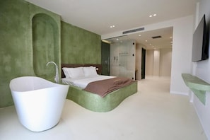 Superior Studio, Bathtub | In-room safe, individually furnished, desk, blackout drapes - San Angelo Luxury Studios - Adults Only (Sarande)
