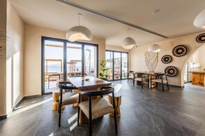 Tägliches inbegriffenes Frühstücksbuffet