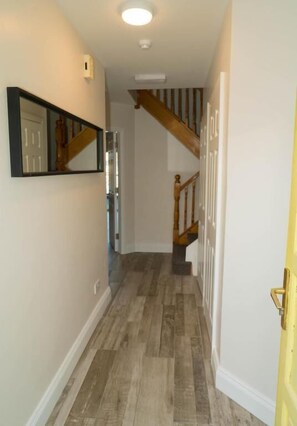 Casa, patio | Interior