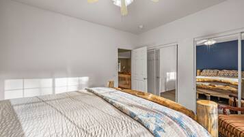 Basic House, Balcony, Mountain View