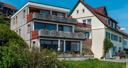 Gästehaus 'Kleines Zimmer am See' mit Gemeinschaftsgarten und WLAN