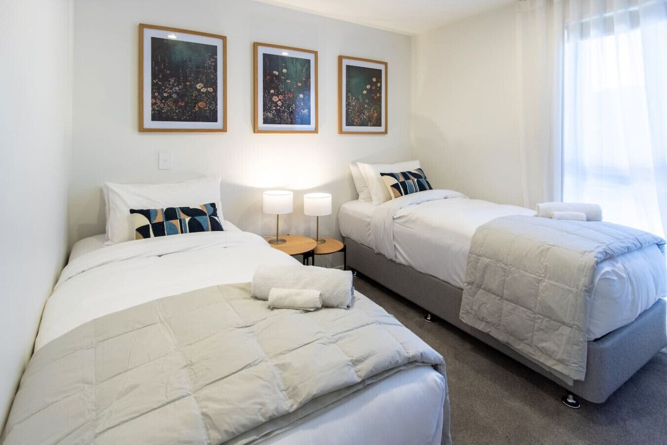 Iron/ironing board, travel crib, WiFi, bed sheets