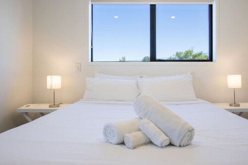 Affordable Family Stay Near Northlands Mall