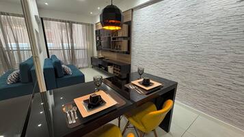 Apartamento luxo, sacada | Parte interna