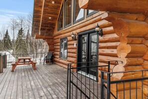 Outdoor dining - Private Pool, Spa, Pool Table | Le St-Come (Saint-Côme)