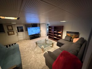 TV connectée, cheminée