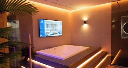 Napolitano Rooms - FLEGREA spa