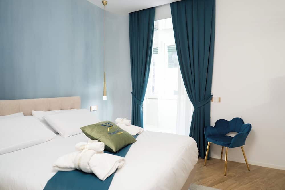 Napolitano Rooms - FLEGREA spa