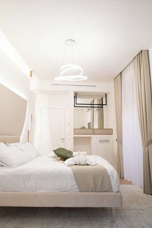 ラグジュアリー ダブルルーム コートヤードビュー