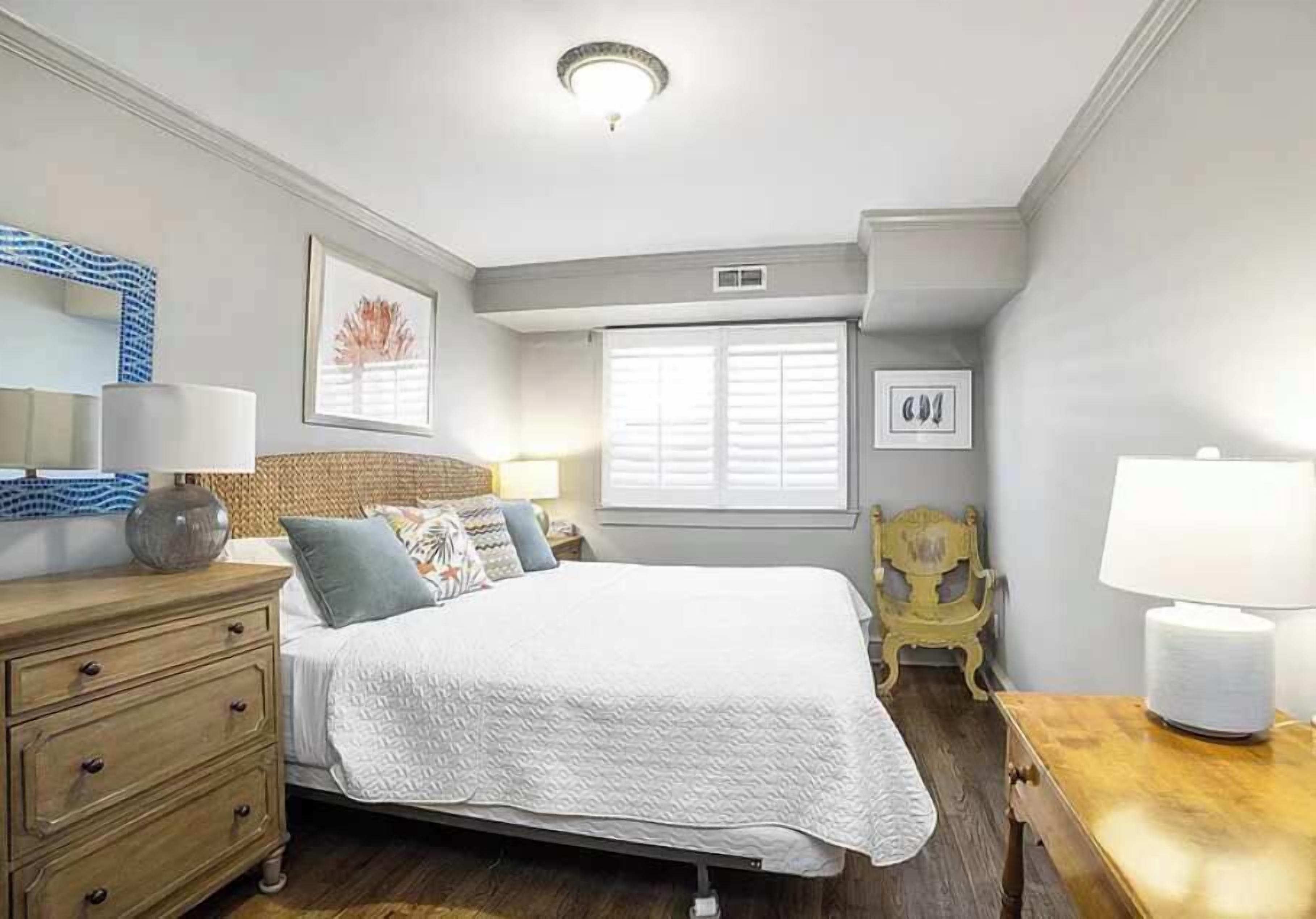 3 habitaciones, tabla de planchar con plancha, cuna de viaje y wifi 
