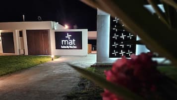 Enceinte de lâhĂ©bergement