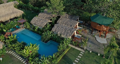 Makai Beach Hostel