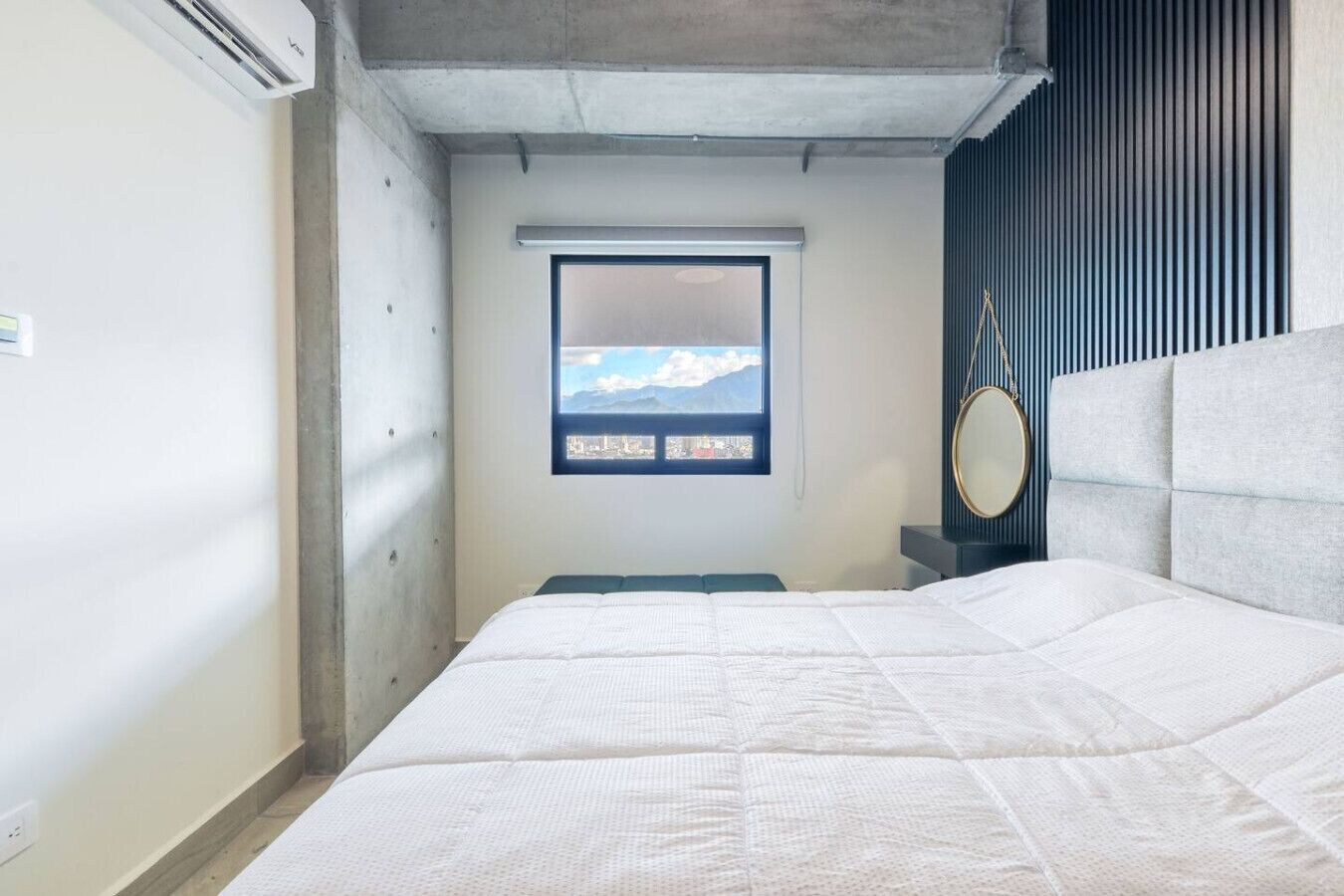 1 bedroom, desk, iron/ironing board, WiFi