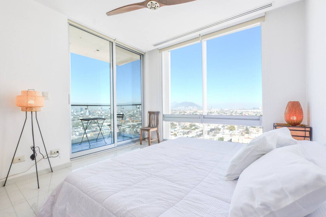 2 bedrooms, desk, iron/ironing board, WiFi