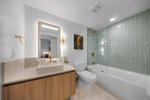 Condo, Balcony, City View | Bathroom - Upscale 1BD Condo in Miami- City Views (Miami)