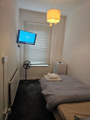 Room - M4 Victoria hub 3 (Newport)