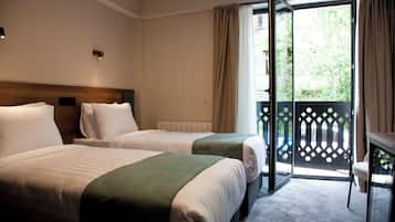 Standard Double or Twin Room, Balcony, Mountain View