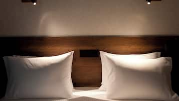 Literie de qualité supérieure, matelas mémoire de forme, minibar