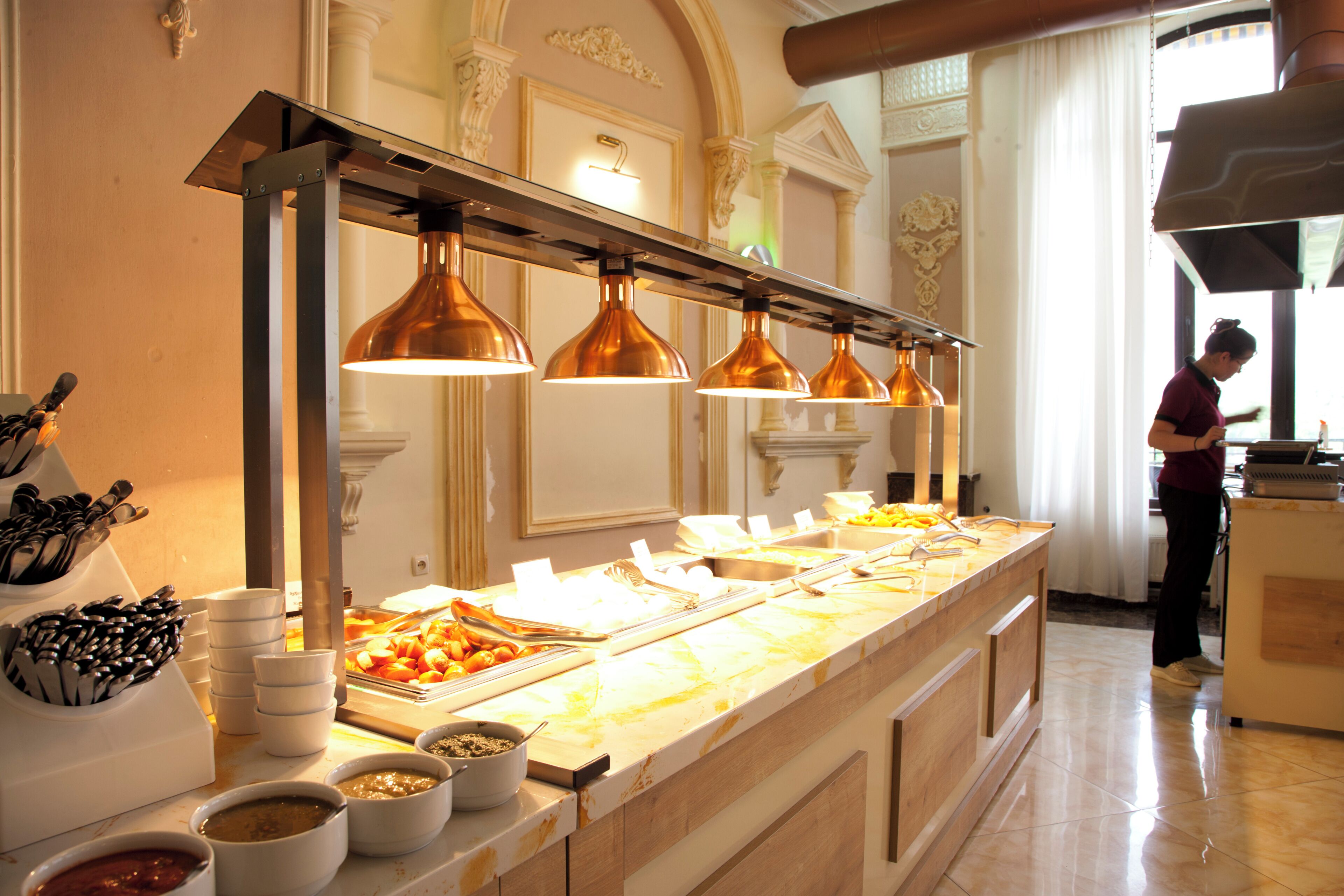 Tägliches Frühst ücksbuffet gegen Gebühr