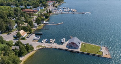 Historic Ephraim Home Across from Anderson Dock