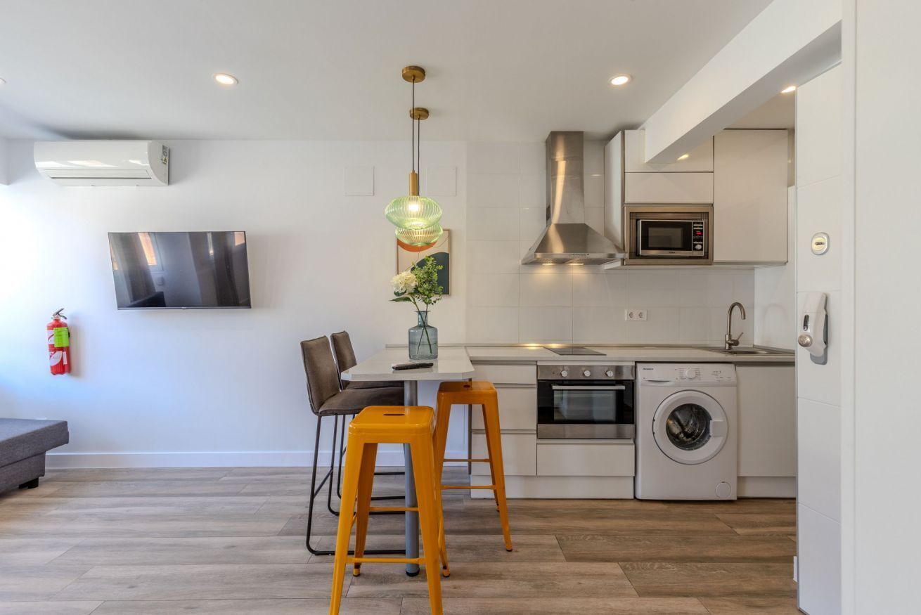 Fridge, microwave, toaster, highchair