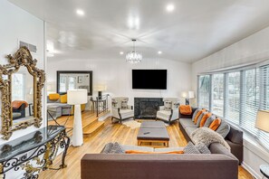 TV, fireplace - Group Getaway! Modern Silver Spring Home w/ Yard (Silver Spring)